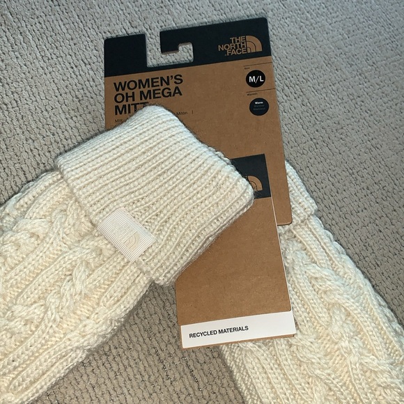 TNF OH MEGA MITT NWT - Picture 2 of 5